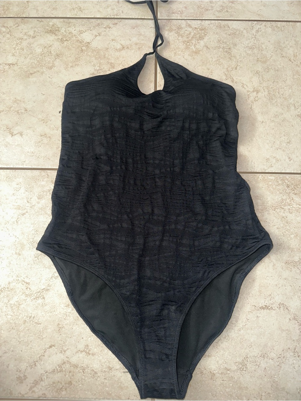 Women’s Black Textured Halter One Piece Swimsuit Size XL